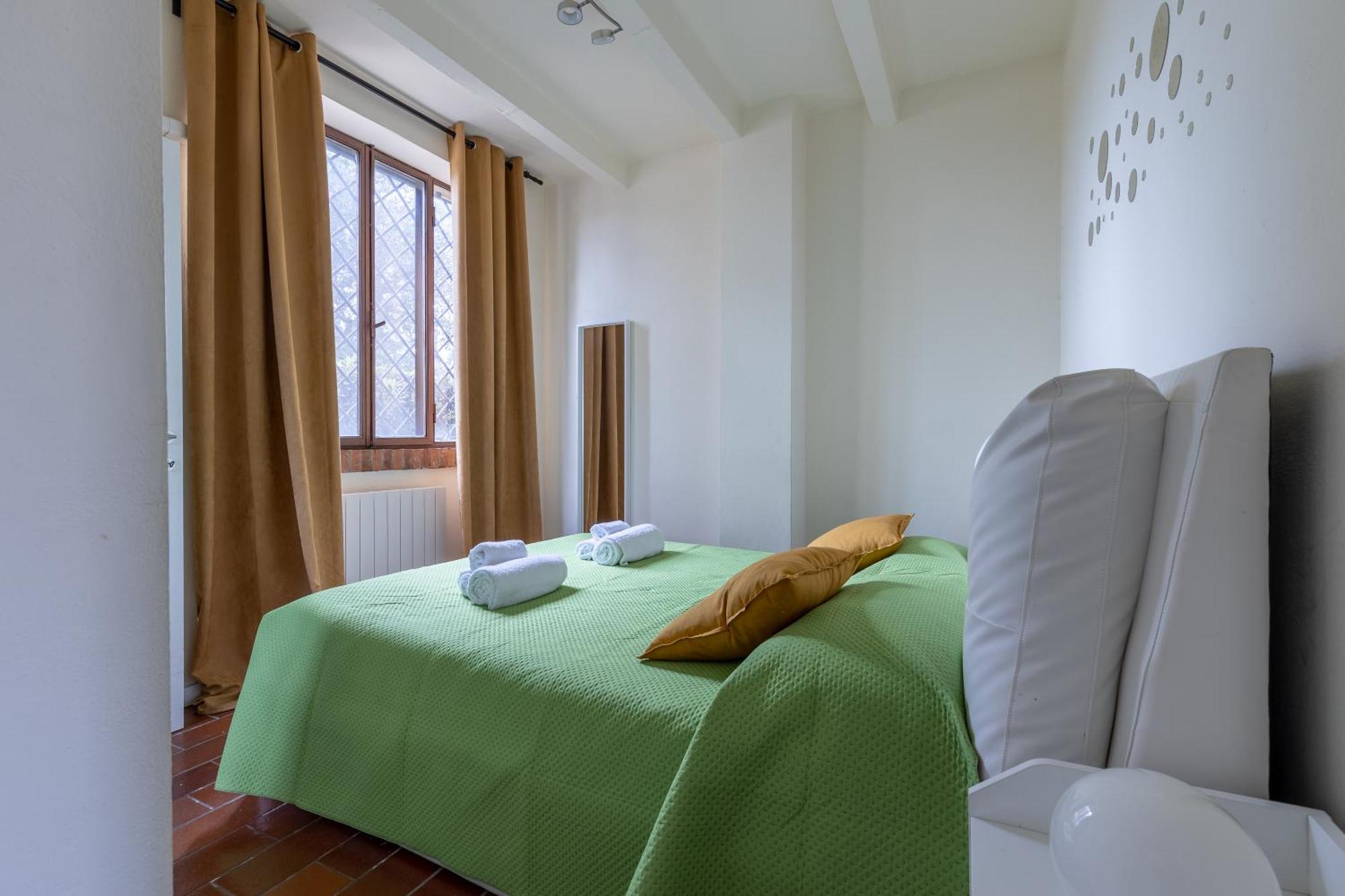 Residence Montevecchio มนโตโปลิอินวัลดาร์โน ภายนอก รูปภาพ