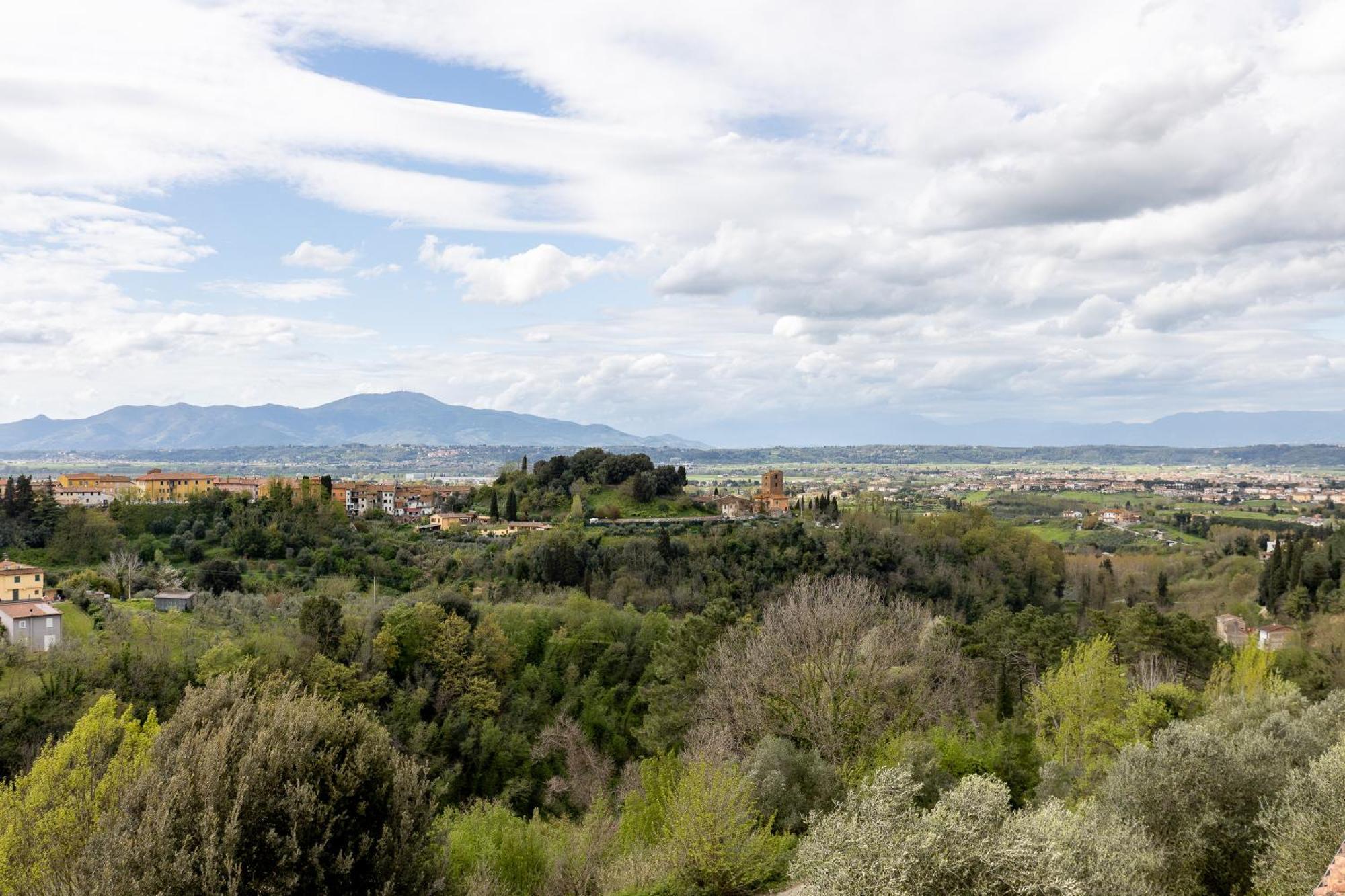 Residence Montevecchio มนโตโปลิอินวัลดาร์โน ภายนอก รูปภาพ